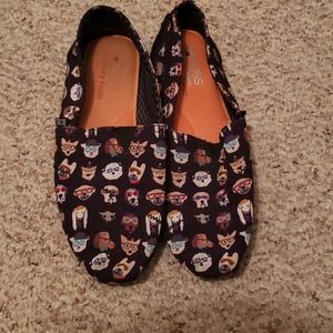Bob's shoes by Skechers Size 10